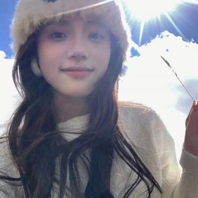 他的小鹿式女友有点甜